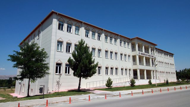 Faculté des Lettres de l’Université Cumhuriyet